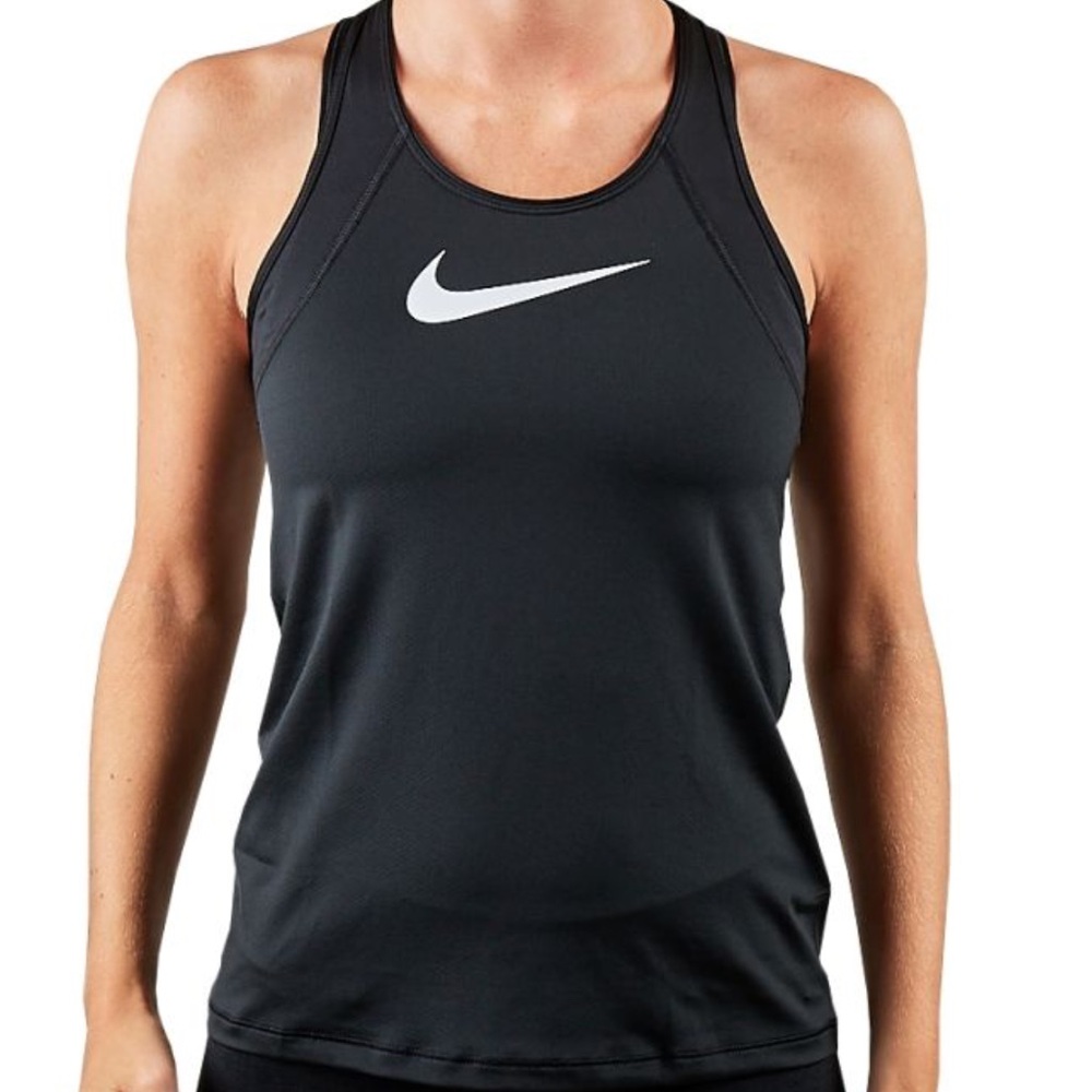 Nike women’s Dri-fit Tank Top. Size L. Excellent Used Condition.